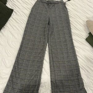 New with tags, Nicole Miller elastic plaid dress pants size 2